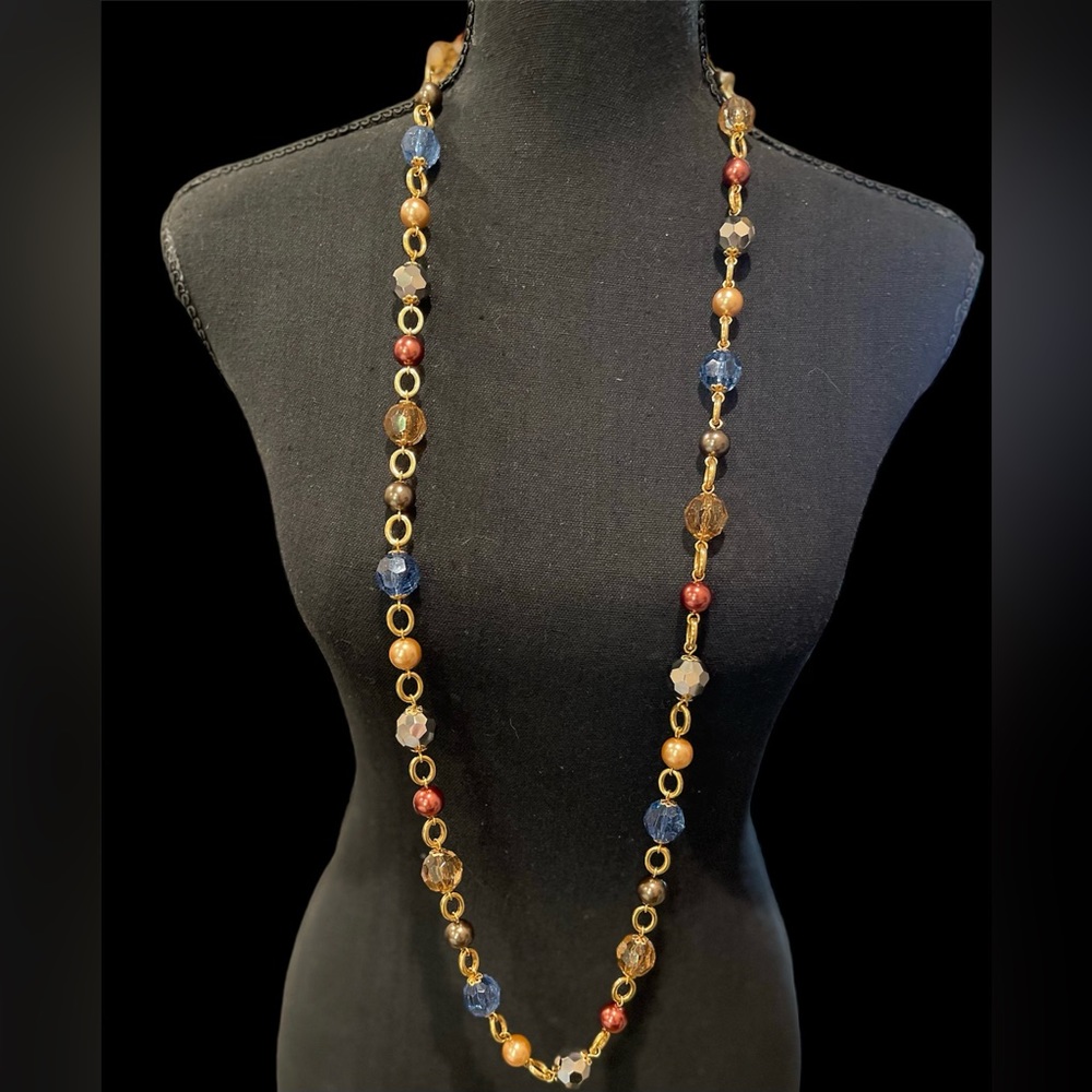 N305 Kenneth Jay Lane long pearl faceted crystals gold plated chain blues